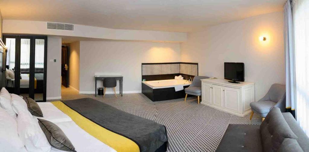 Royal Plaza Hotel Tiberya Dış mekan fotoğraf